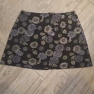 Ladies short skirt